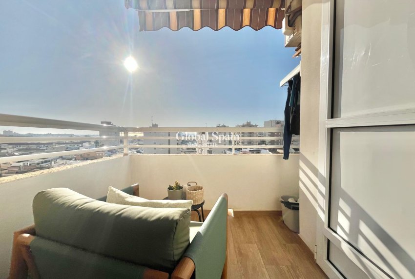 Odsprzedaż - MIESZKANIE -
TORREVIEJA - Calas blanca