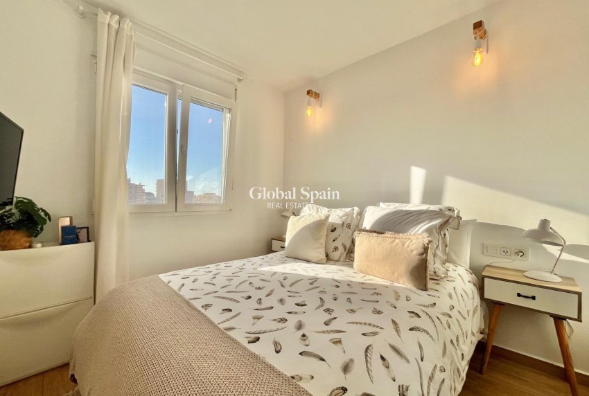 Odsprzedaż - MIESZKANIE -
TORREVIEJA - Calas blanca