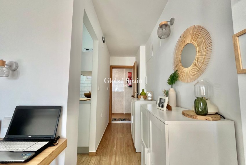 Odsprzedaż - MIESZKANIE -
TORREVIEJA - Calas blanca