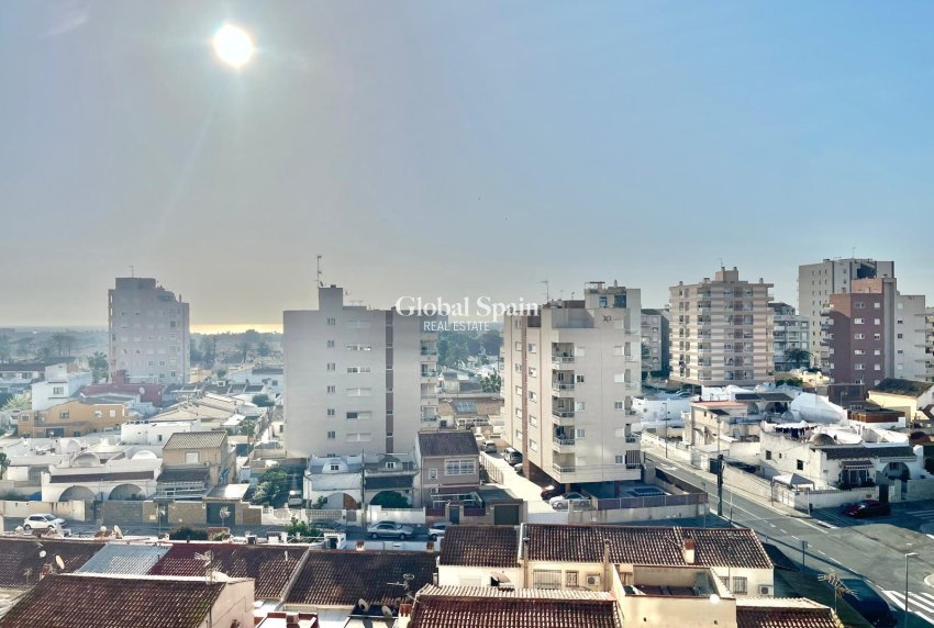 Odsprzedaż - MIESZKANIE -
TORREVIEJA - Calas blanca