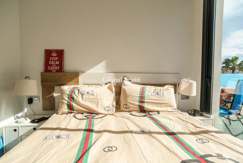 Odsprzedaż - MIESZKANIE -
TORREVIEJA - Calas Blancas