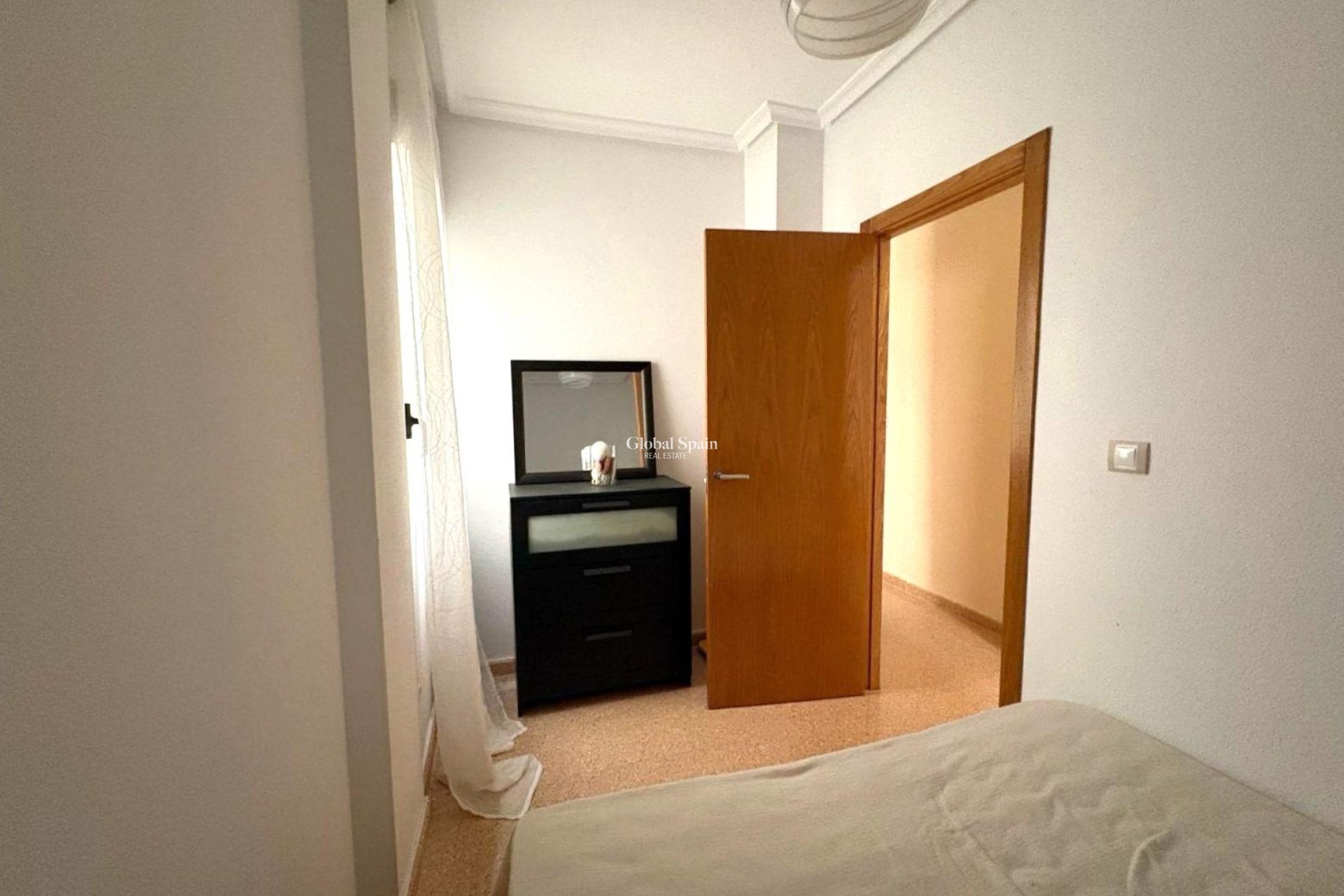 Odsprzedaż - MIESZKANIE -
TORREVIEJA - Center