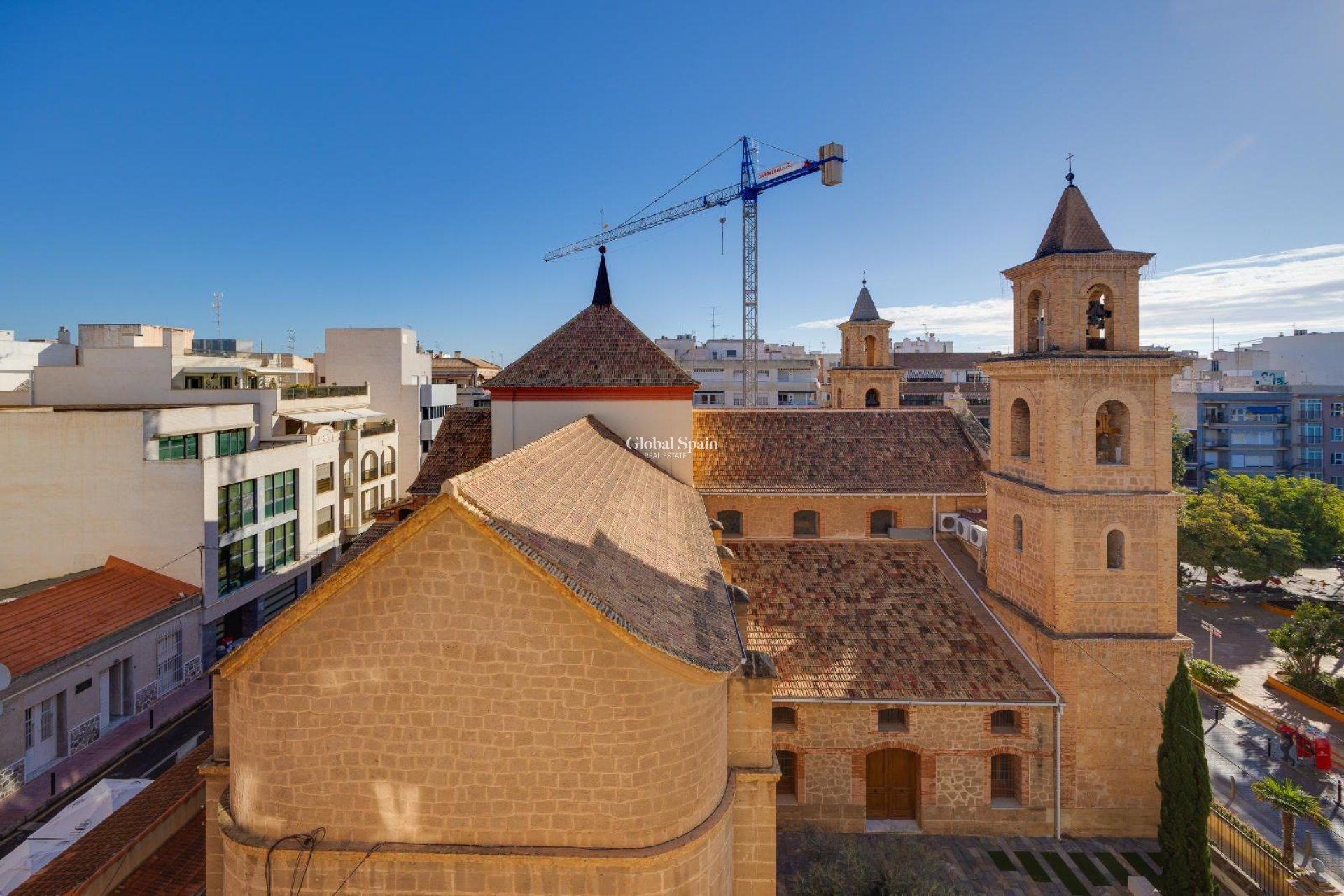 Odsprzedaż - MIESZKANIE -
TORREVIEJA - Center