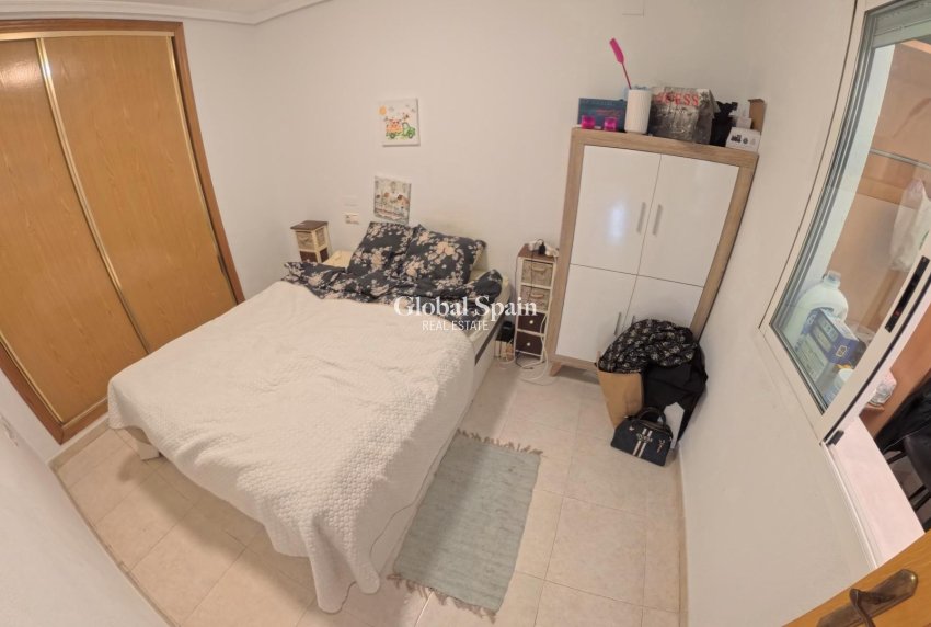 Odsprzedaż - MIESZKANIE -
TORREVIEJA - Center