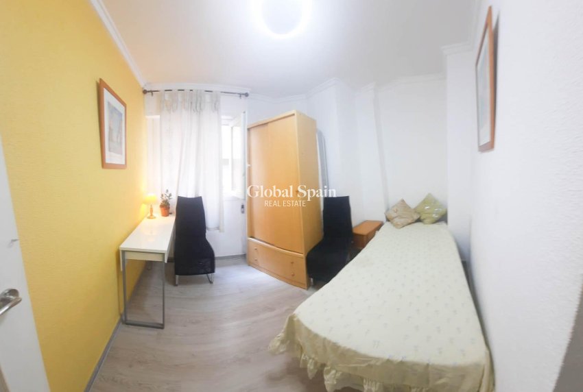 Odsprzedaż - MIESZKANIE -
TORREVIEJA - Center