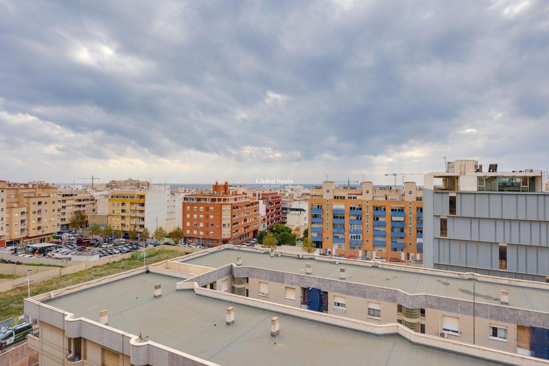 Odsprzedaż - MIESZKANIE -
TORREVIEJA - Center