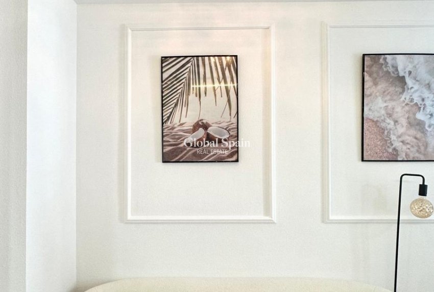 Odsprzedaż - MIESZKANIE -
TORREVIEJA - Center