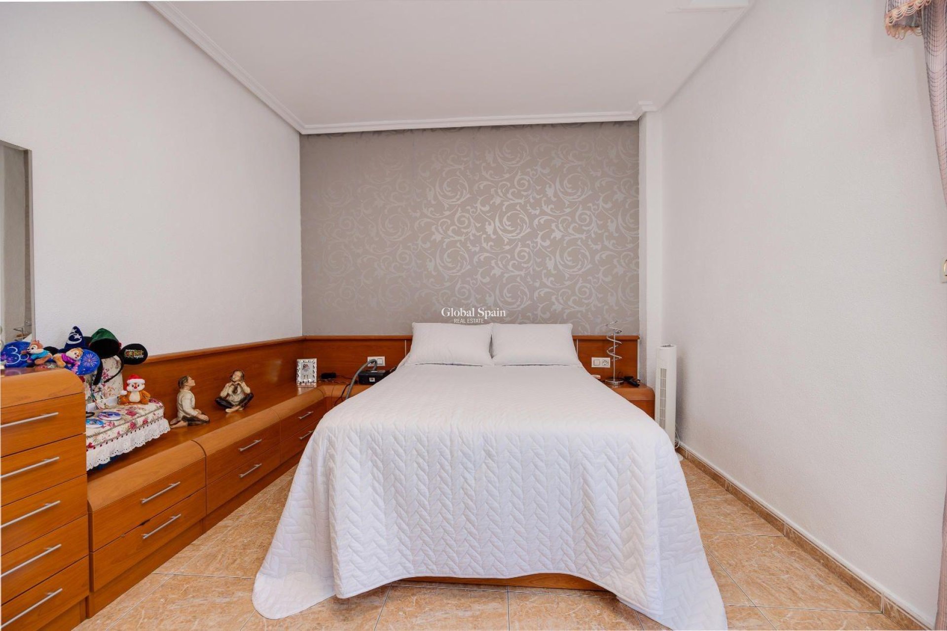 Odsprzedaż - MIESZKANIE -
TORREVIEJA - Center