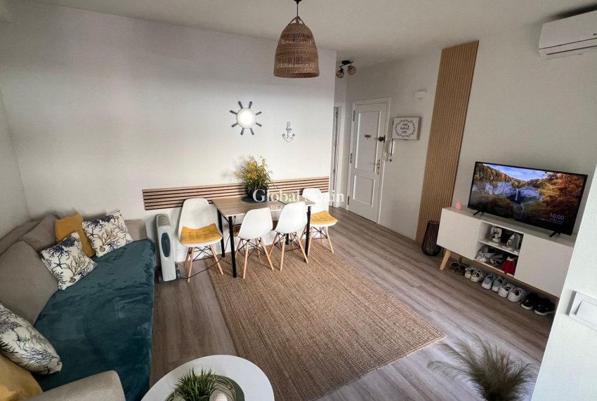 Odsprzedaż - MIESZKANIE -
TORREVIEJA - Center