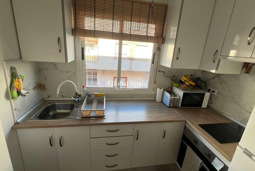 Odsprzedaż - MIESZKANIE -
TORREVIEJA - Center