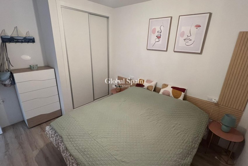 Odsprzedaż - MIESZKANIE -
TORREVIEJA - Center