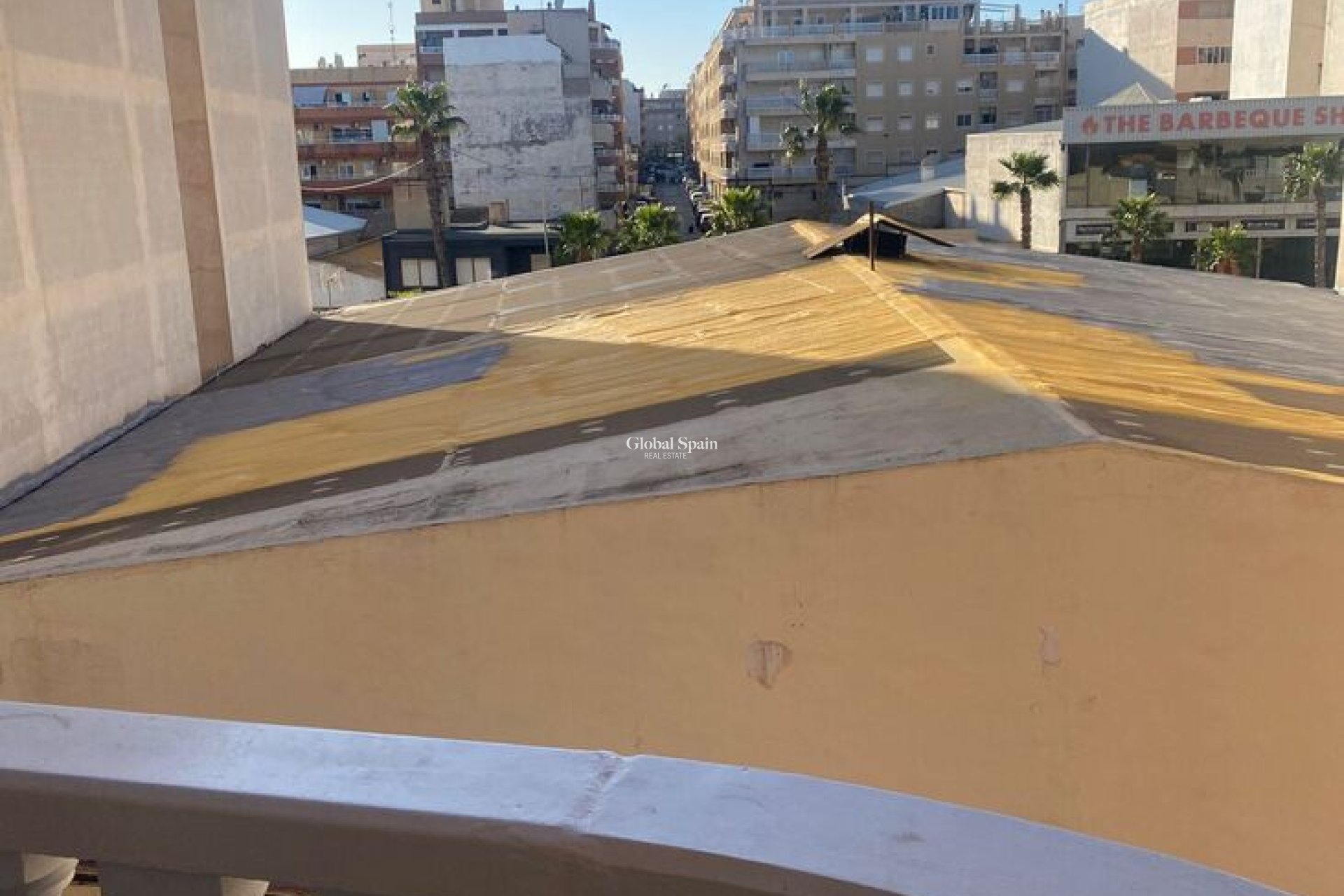 Odsprzedaż - MIESZKANIE -
TORREVIEJA - Center