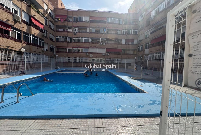 Odsprzedaż - MIESZKANIE -
TORREVIEJA - Center