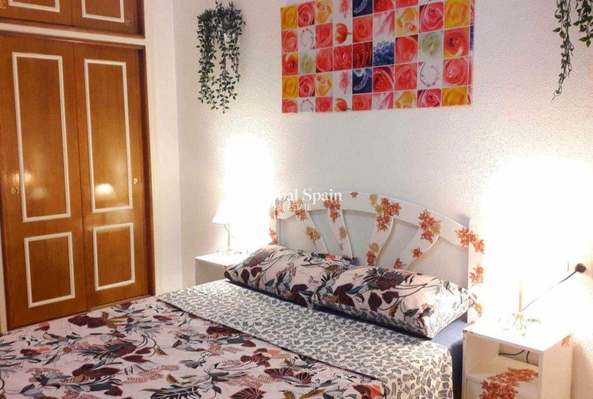 Odsprzedaż - MIESZKANIE -
TORREVIEJA - Center