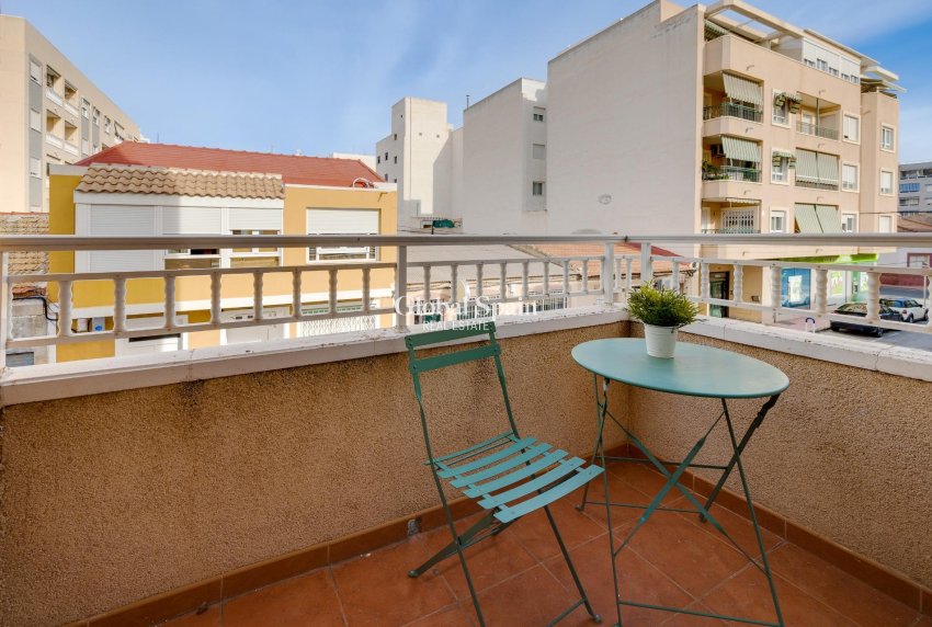Odsprzedaż - MIESZKANIE -
TORREVIEJA - Center