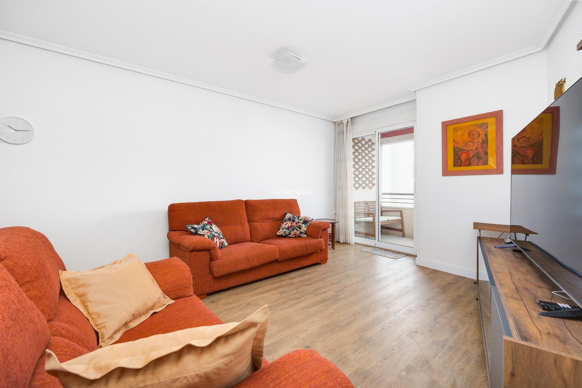 Odsprzedaż - MIESZKANIE -
TORREVIEJA - Center