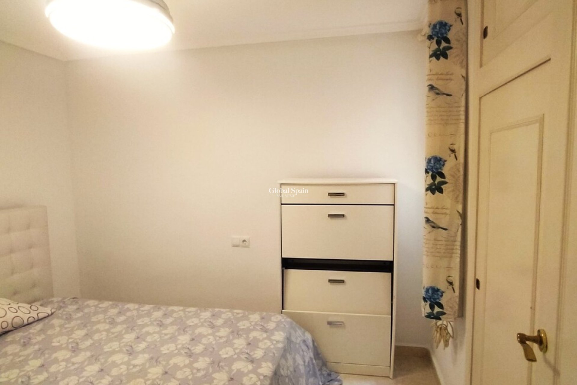 Odsprzedaż - MIESZKANIE -
TORREVIEJA - Center