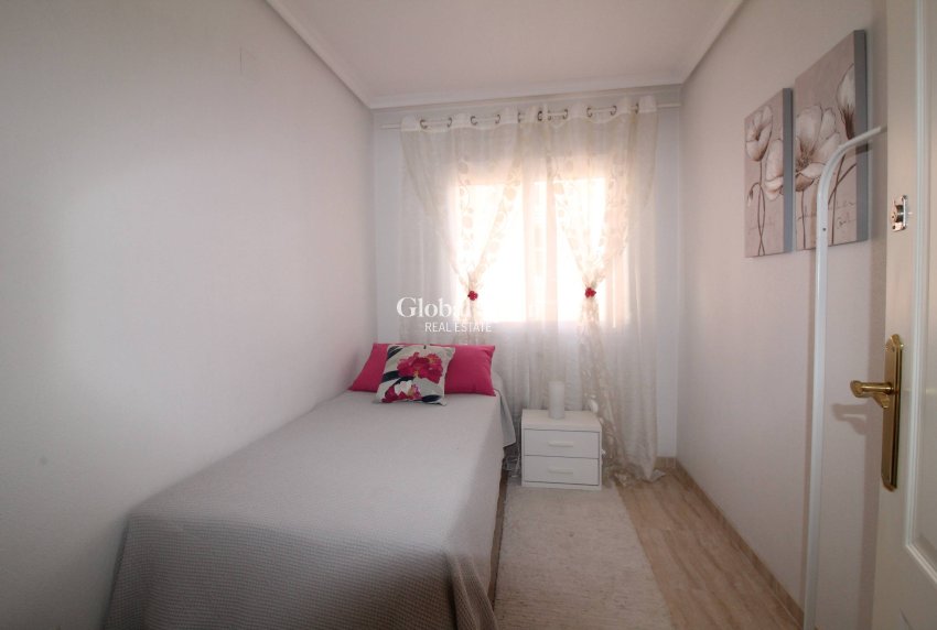 Odsprzedaż - MIESZKANIE -
TORREVIEJA - Center