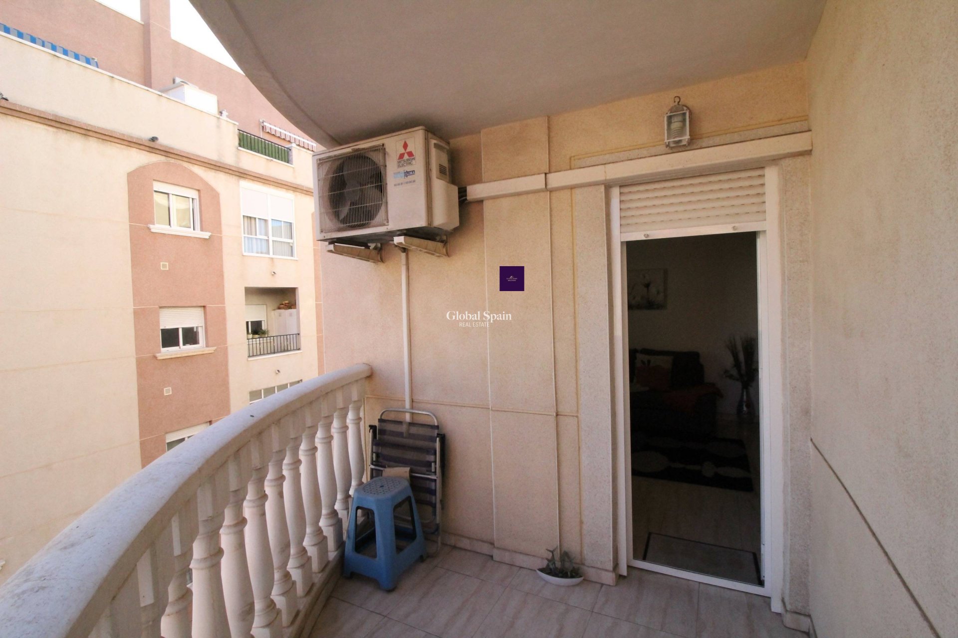 Odsprzedaż - MIESZKANIE -
TORREVIEJA - Center