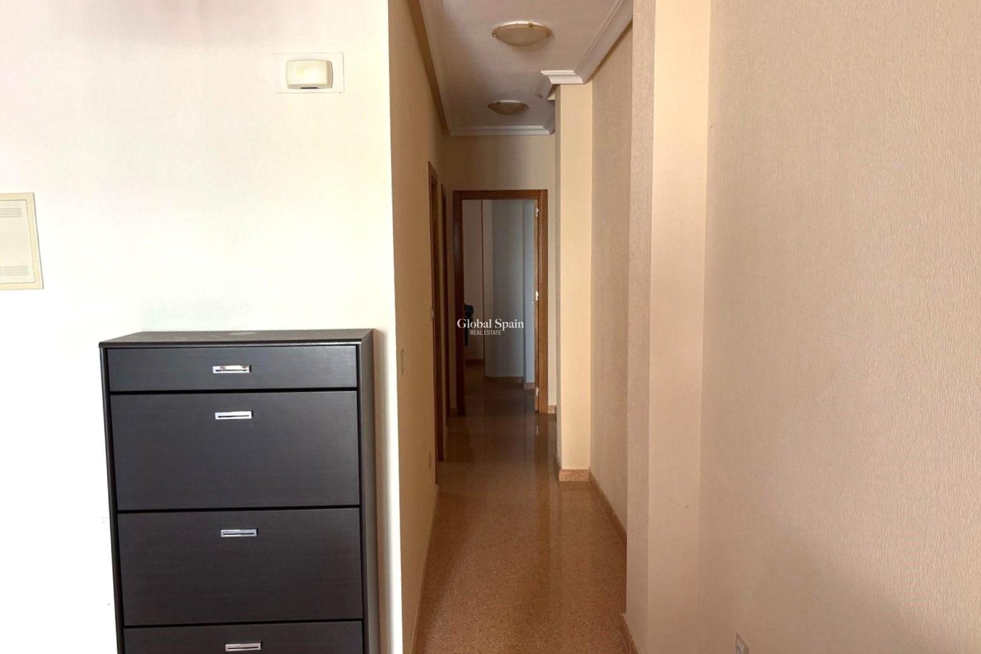 Odsprzedaż - MIESZKANIE -
TORREVIEJA - Center
