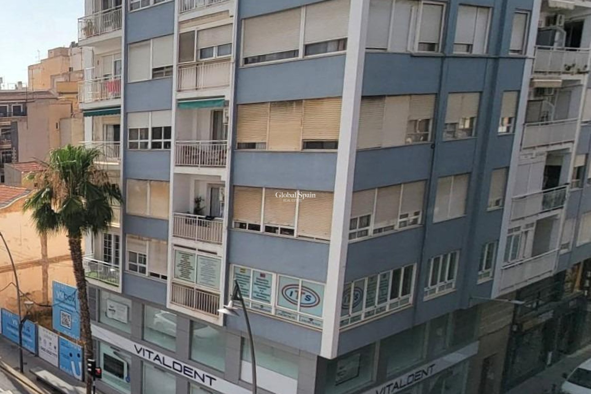 Odsprzedaż - MIESZKANIE -
TORREVIEJA - Center