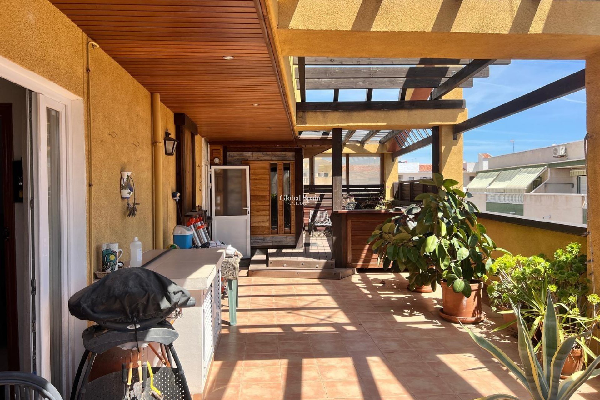 Odsprzedaż - MIESZKANIE -
TORREVIEJA - Center