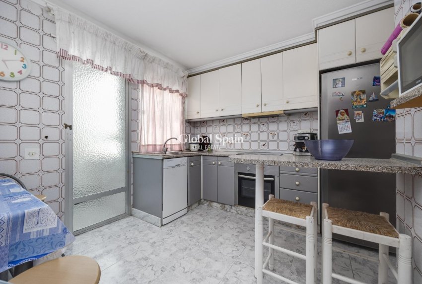 Odsprzedaż - MIESZKANIE -
TORREVIEJA - Center