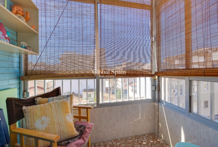 Odsprzedaż - MIESZKANIE -
TORREVIEJA - Center