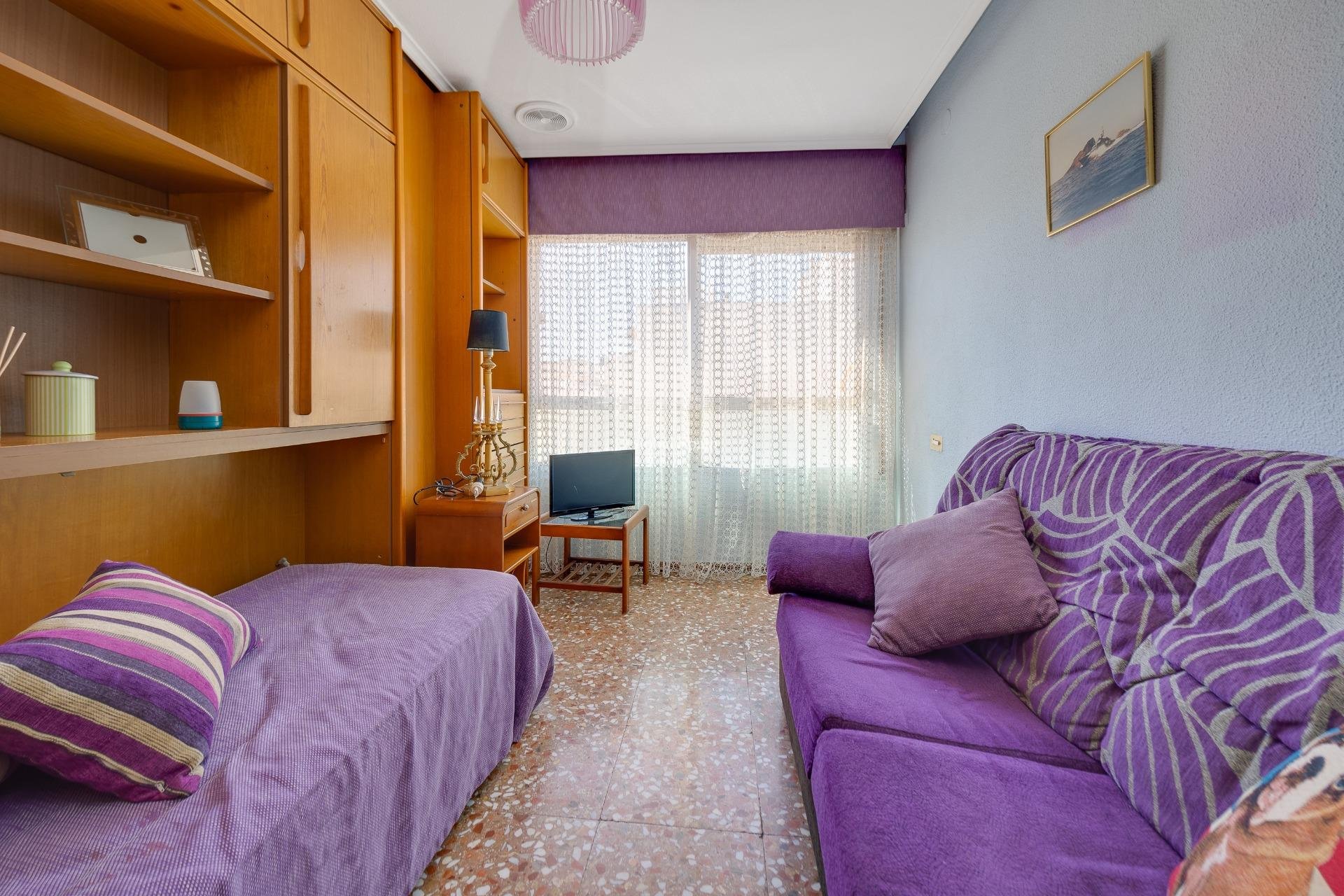 Odsprzedaż - MIESZKANIE -
TORREVIEJA - Center