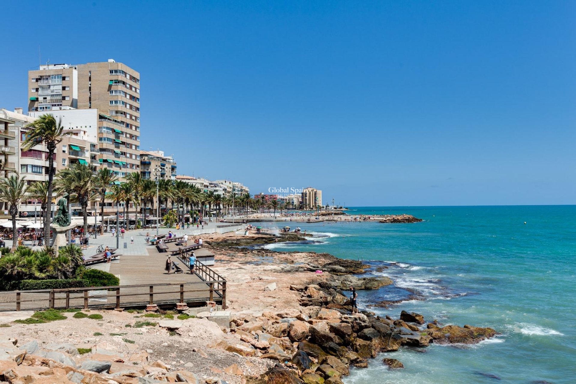 Odsprzedaż - MIESZKANIE -
TORREVIEJA - Center