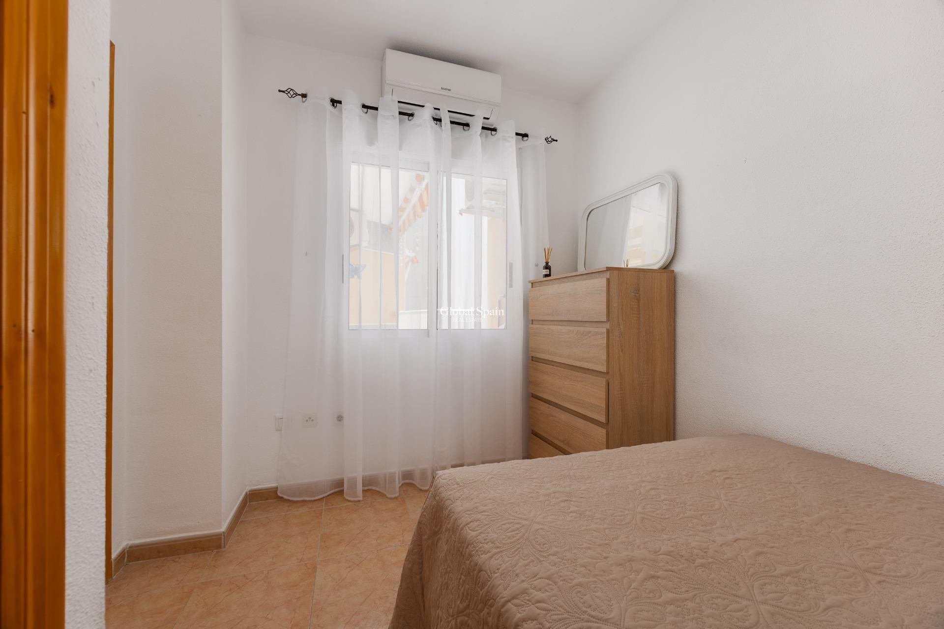 Odsprzedaż - MIESZKANIE -
TORREVIEJA - Center