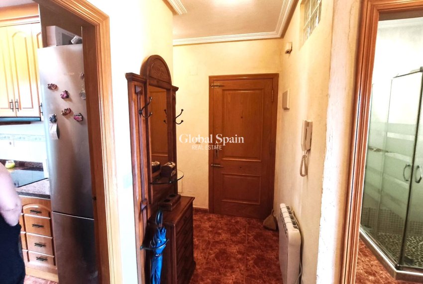 Odsprzedaż - MIESZKANIE -
TORREVIEJA - Center