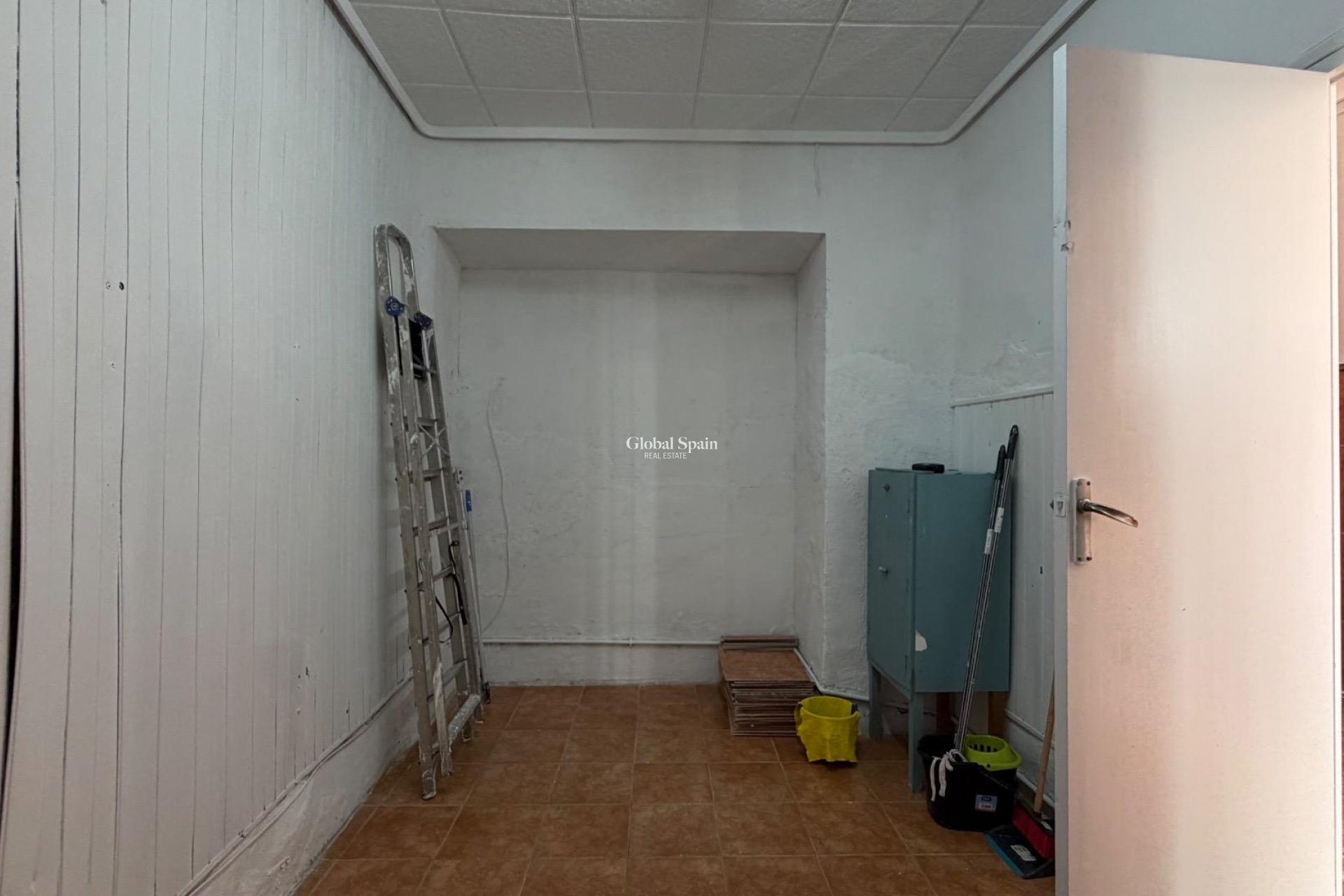 Odsprzedaż - MIESZKANIE -
TORREVIEJA - Center