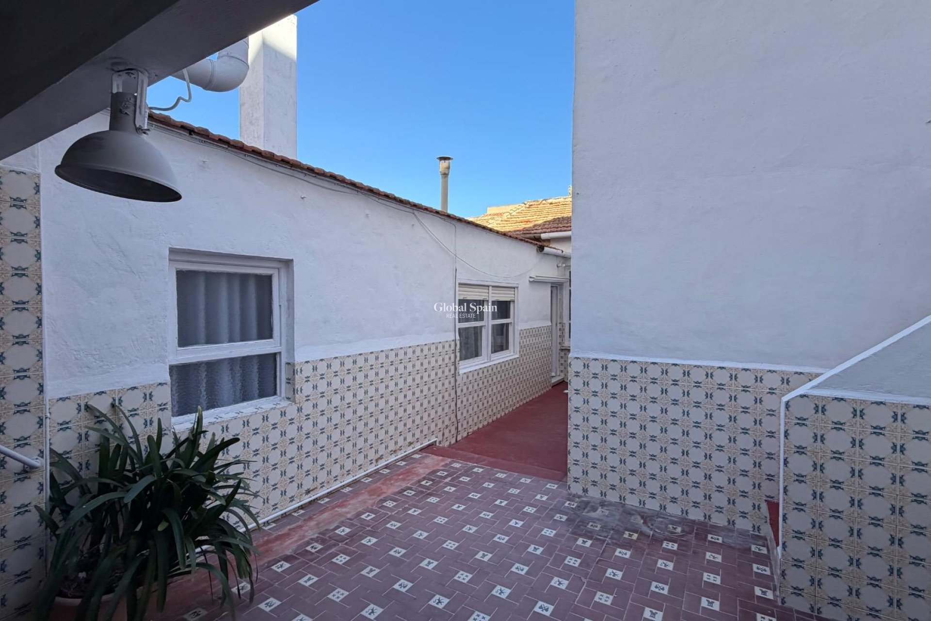Odsprzedaż - MIESZKANIE -
TORREVIEJA - Center
