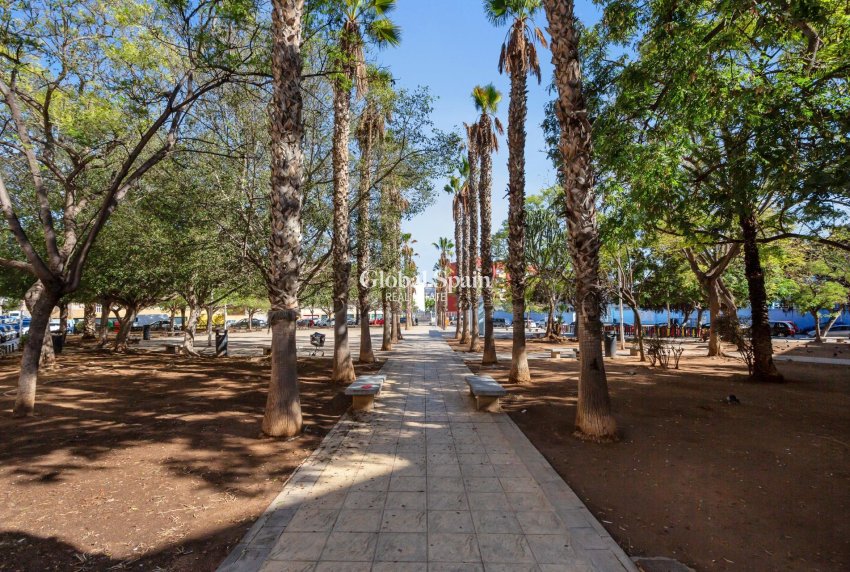 Odsprzedaż - MIESZKANIE -
TORREVIEJA - Centro