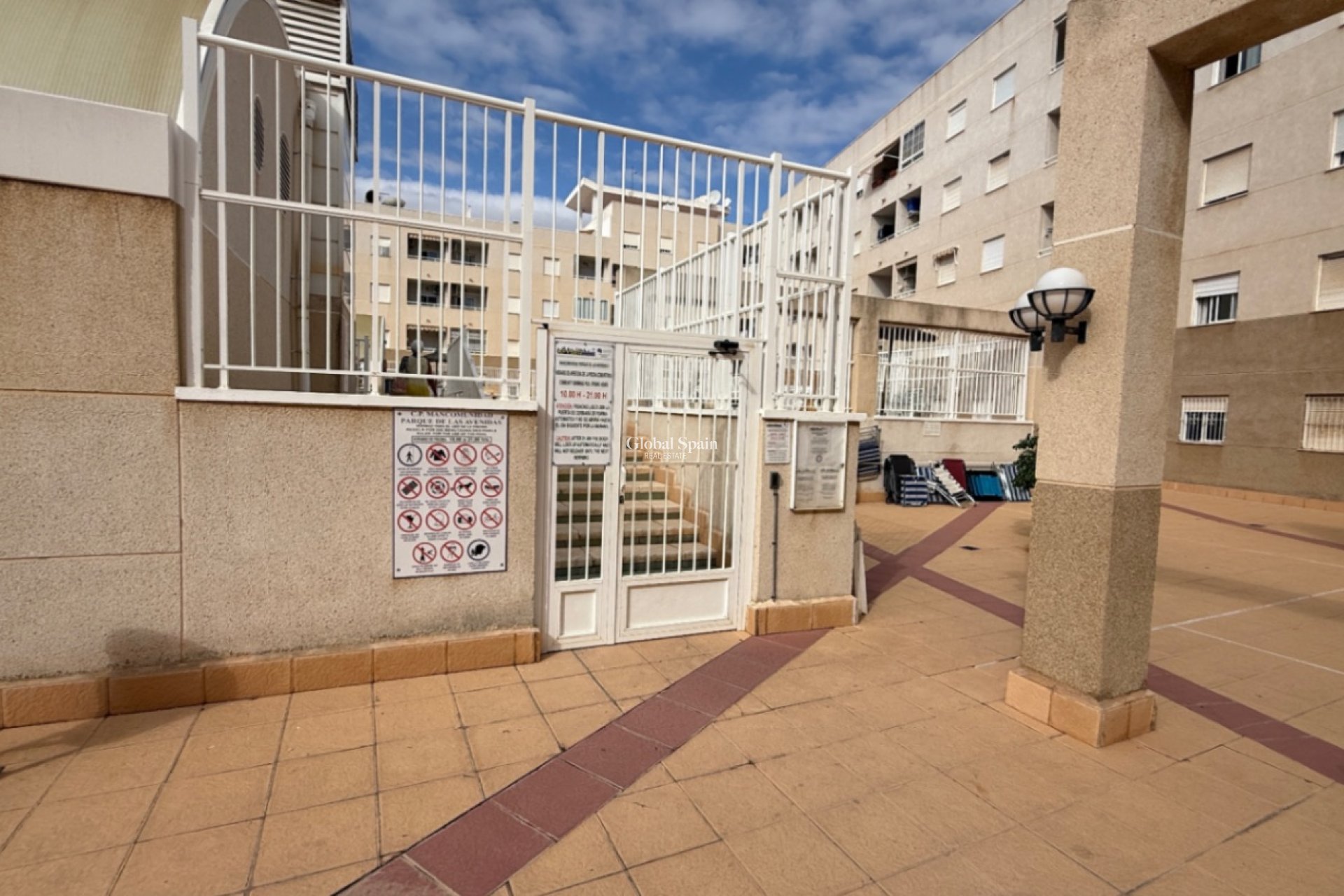 Odsprzedaż - MIESZKANIE -
TORREVIEJA - Costa Blanca Sur