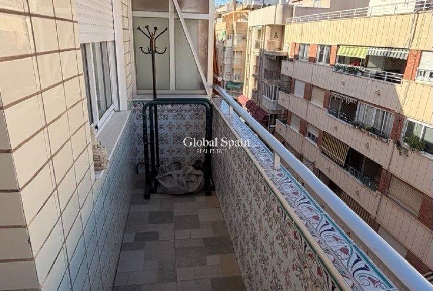 Odsprzedaż - MIESZKANIE -
TORREVIEJA - Curva Del Palangre