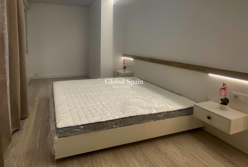 Odsprzedaż - MIESZKANIE -
TORREVIEJA - El Acequión - Los Náufragos