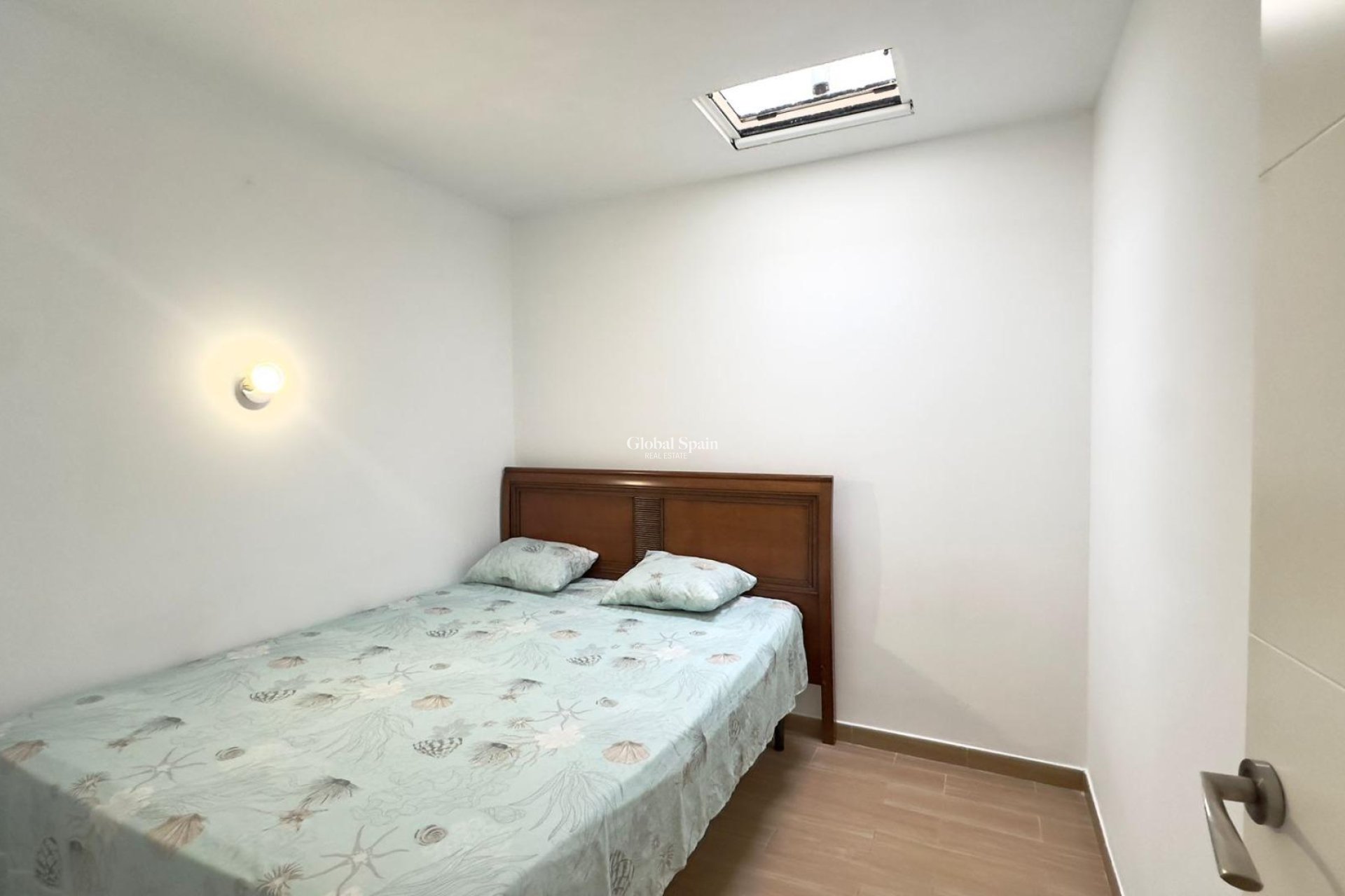 Odsprzedaż - MIESZKANIE -
TORREVIEJA - El limonar