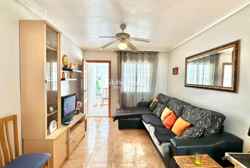 Odsprzedaż - MIESZKANIE -
TORREVIEJA - El limonar