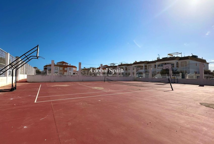 Odsprzedaż - MIESZKANIE -
TORREVIEJA - El limonar