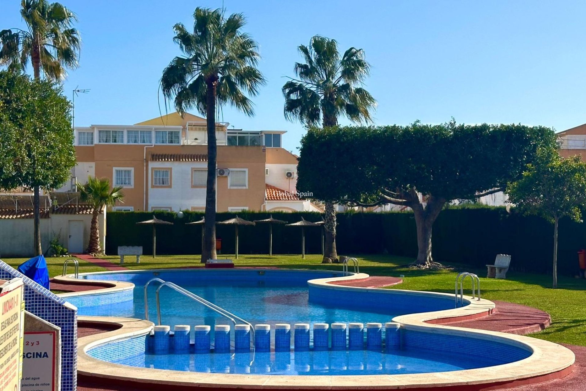 Odsprzedaż - MIESZKANIE -
TORREVIEJA - El limonar