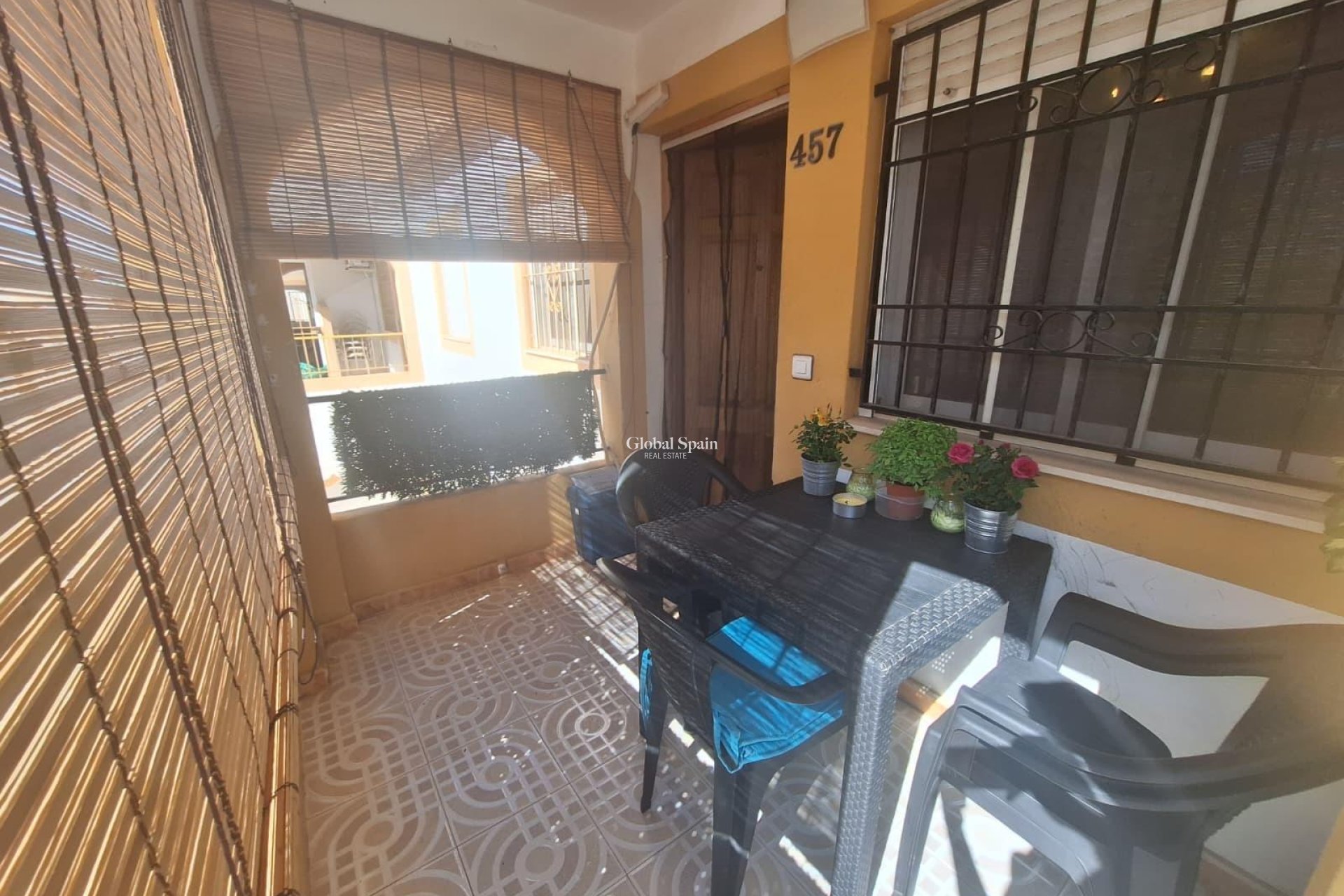Odsprzedaż - MIESZKANIE -
TORREVIEJA - El limonar