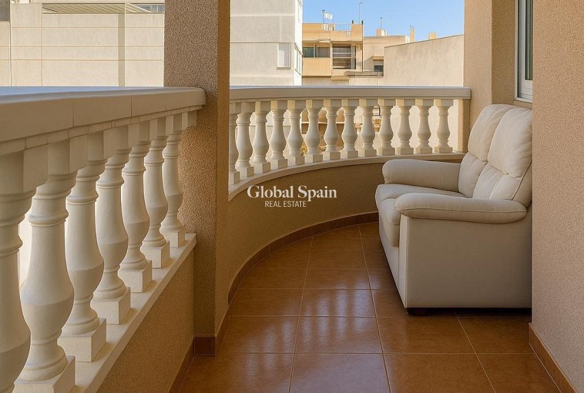 Odsprzedaż - MIESZKANIE -
TORREVIEJA - El molino