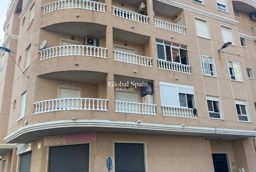 Odsprzedaż - MIESZKANIE -
TORREVIEJA - El molino