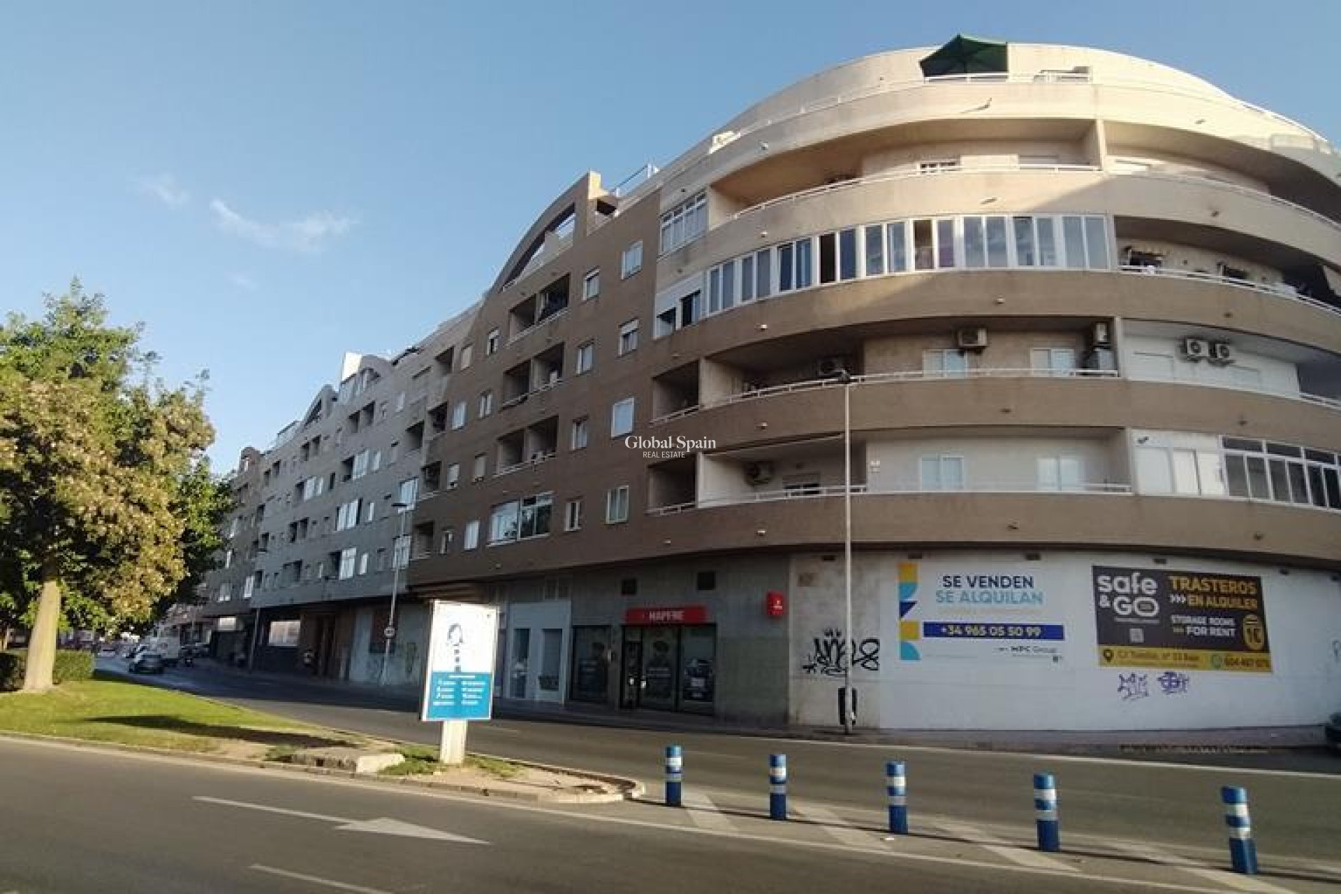 Odsprzedaż - MIESZKANIE -
TORREVIEJA - El molino