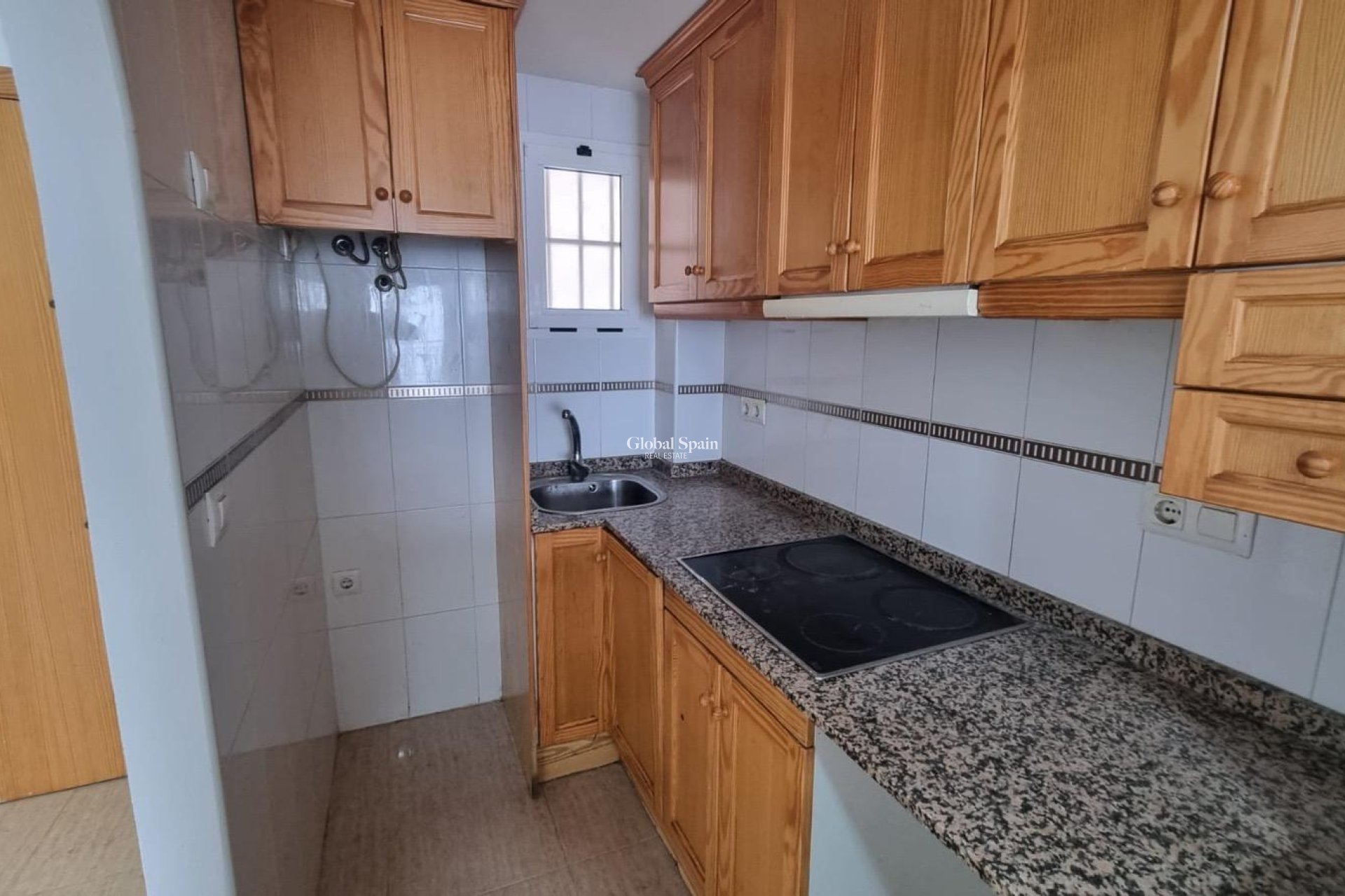 Odsprzedaż - MIESZKANIE -
TORREVIEJA - El molino