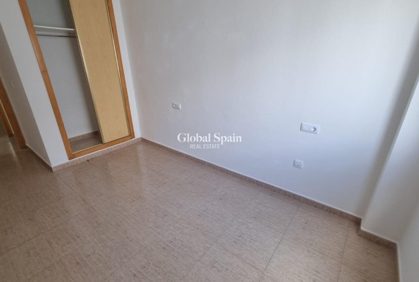 Odsprzedaż - MIESZKANIE -
TORREVIEJA - El molino