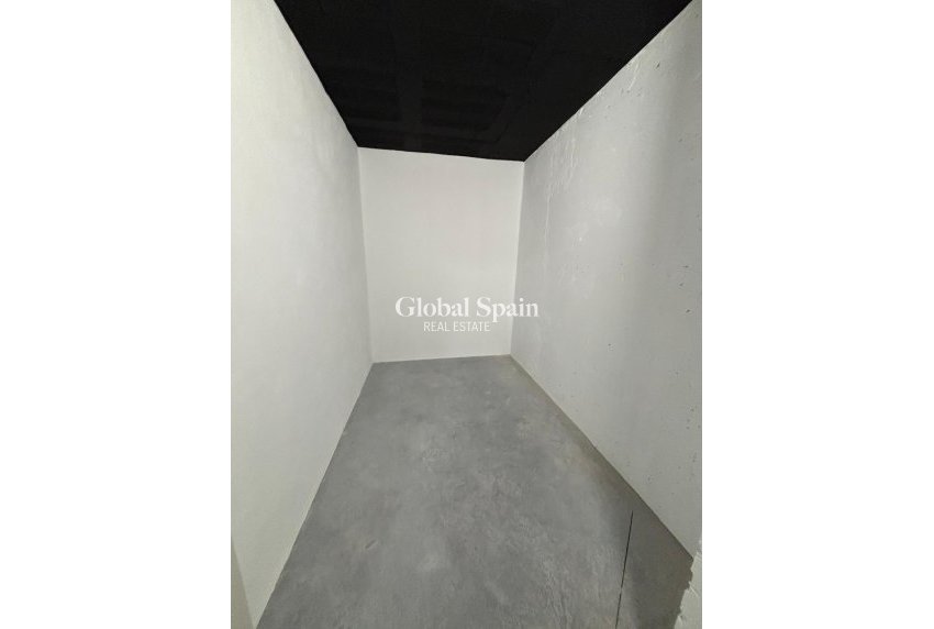 Odsprzedaż - MIESZKANIE -
TORREVIEJA - Estacion de autobuses