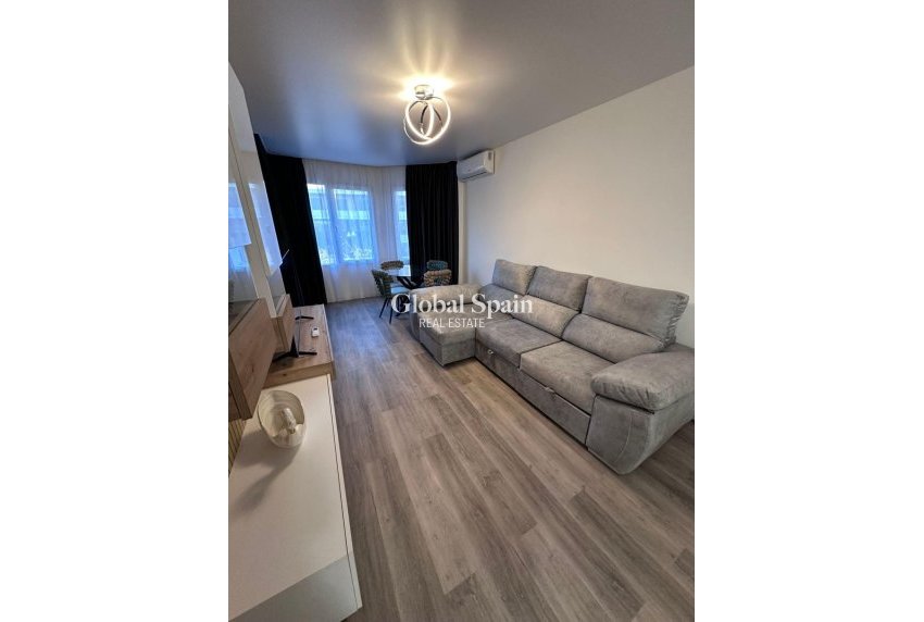 Odsprzedaż - MIESZKANIE -
TORREVIEJA - Estacion de autobuses